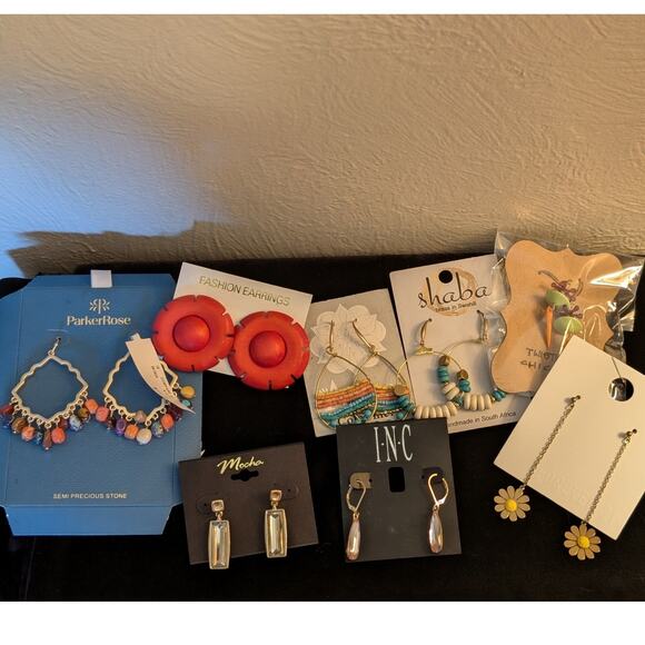 8 Pair NWT Earring Lot - Picture 1 of 9